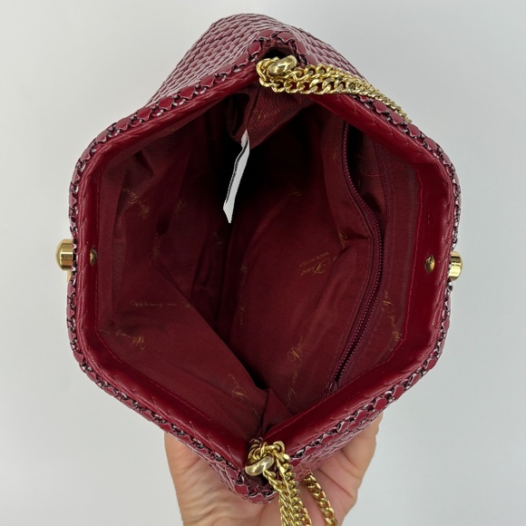 Vintage Whiting and Davis Metal Mesh Handbag Purse Red Gold Chain Strap Hardware - Picture 6 of 10